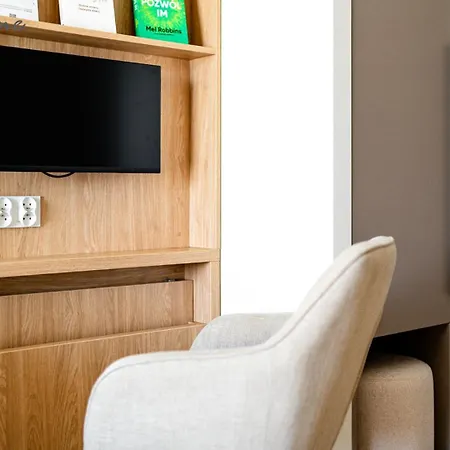 Appartement Nowoczesne Z Klimatyzacja I Balkonami, W Dobrej Lokalizacji