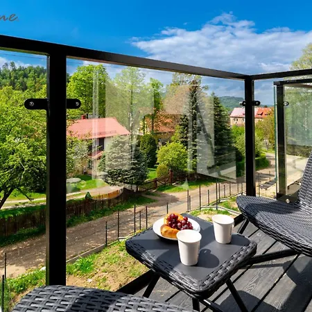 Nowoczesne Z Balkonami, W Dobrej Lokalizacji Apartmán Karpacz